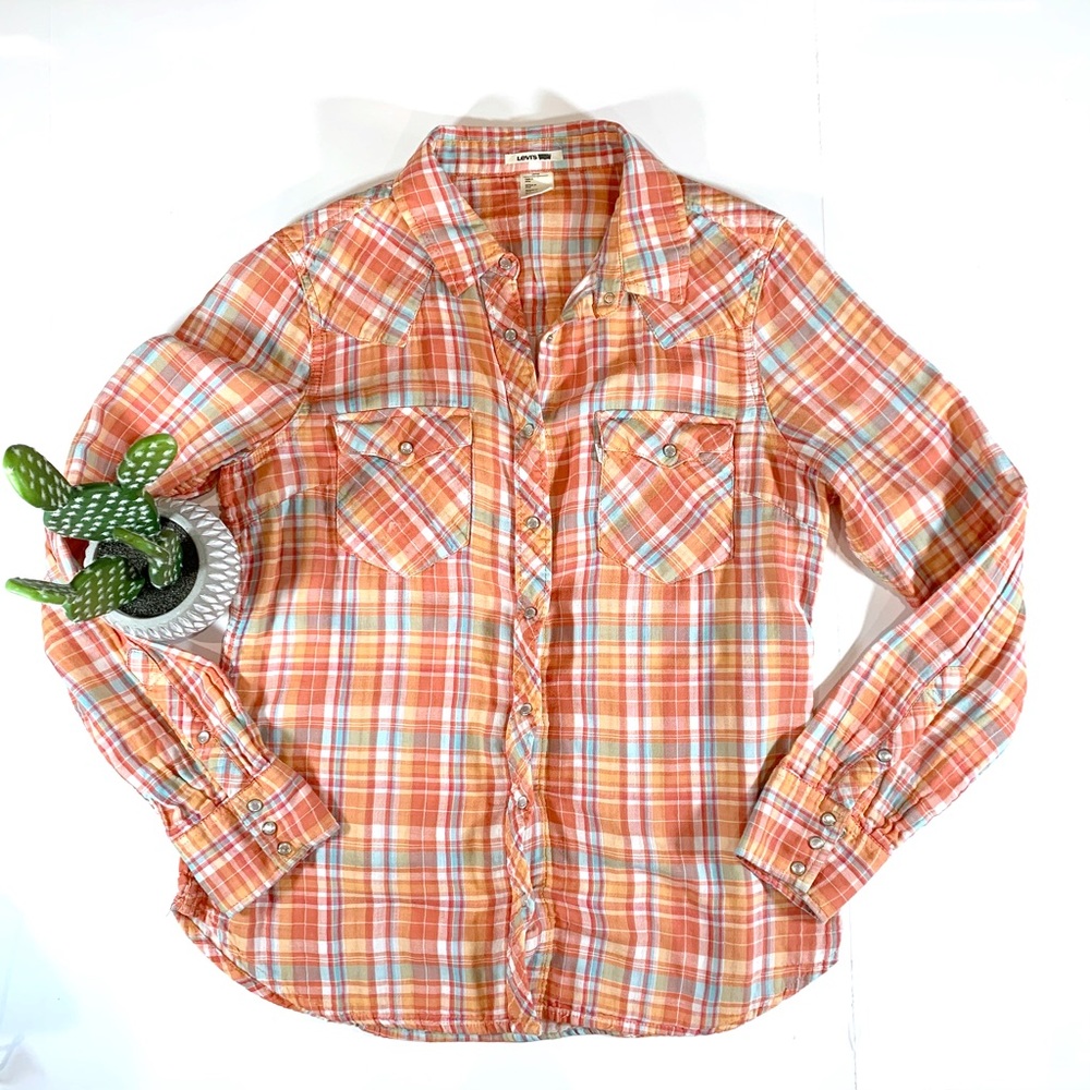 Levi’s button down shirt